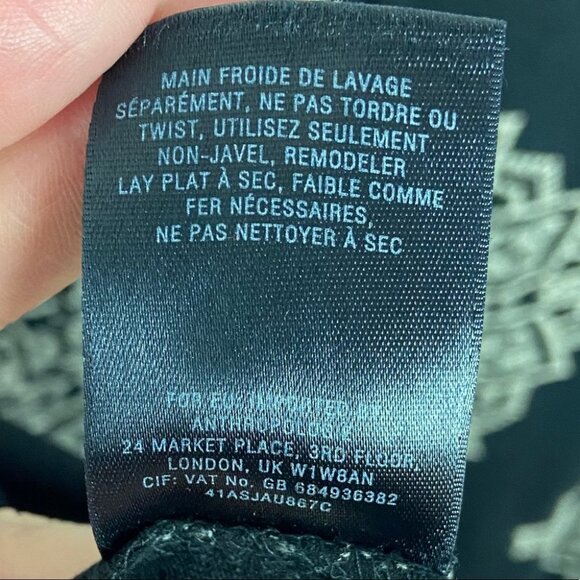 Anthropologie Akemi+Kin Romy Block Printed Top Size XS‎ Black Beaded Blouse Boho - Picture 7 of 8